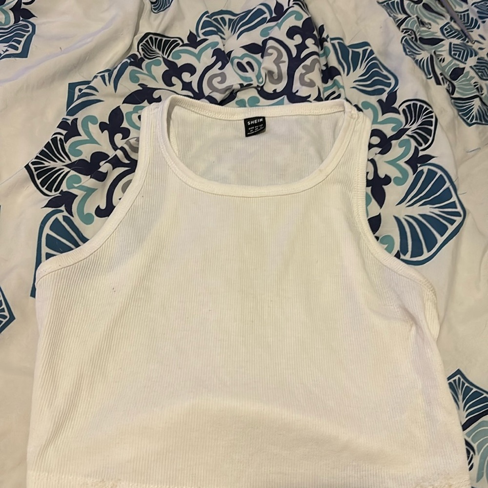 white crop tank top
